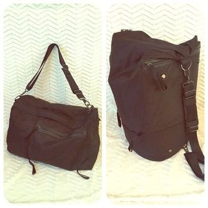 Lululemon Do It Up duffle